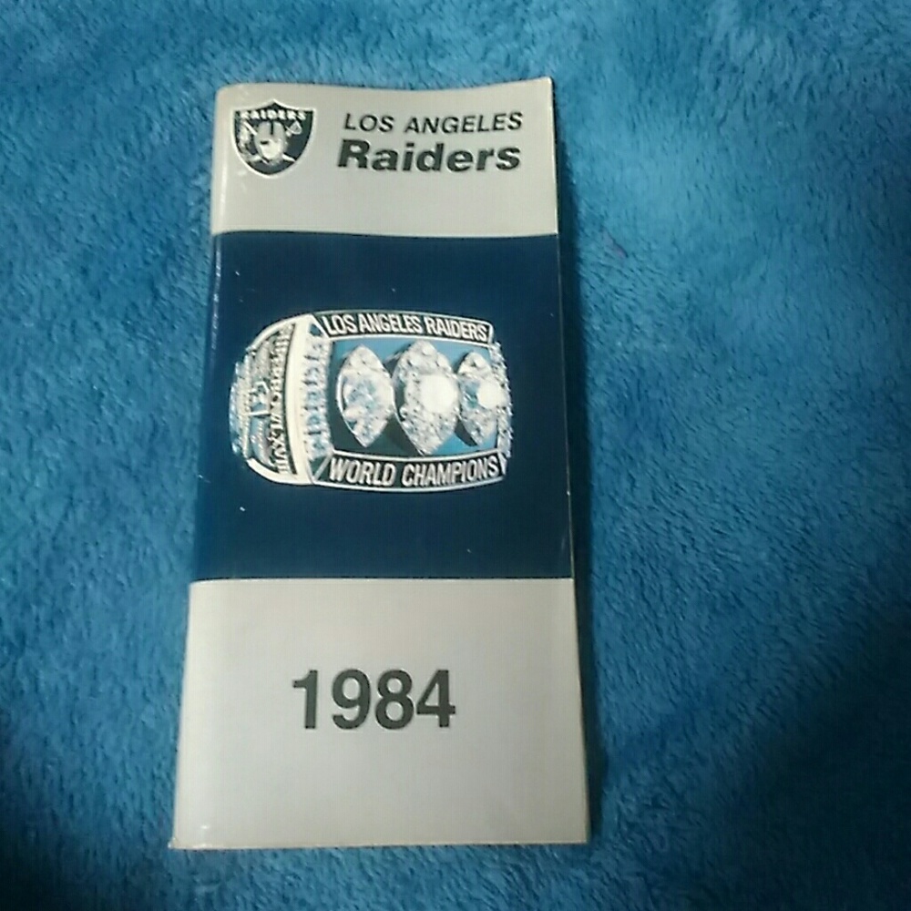 Vintage 1984 Los Angeles Raiders Media Guide